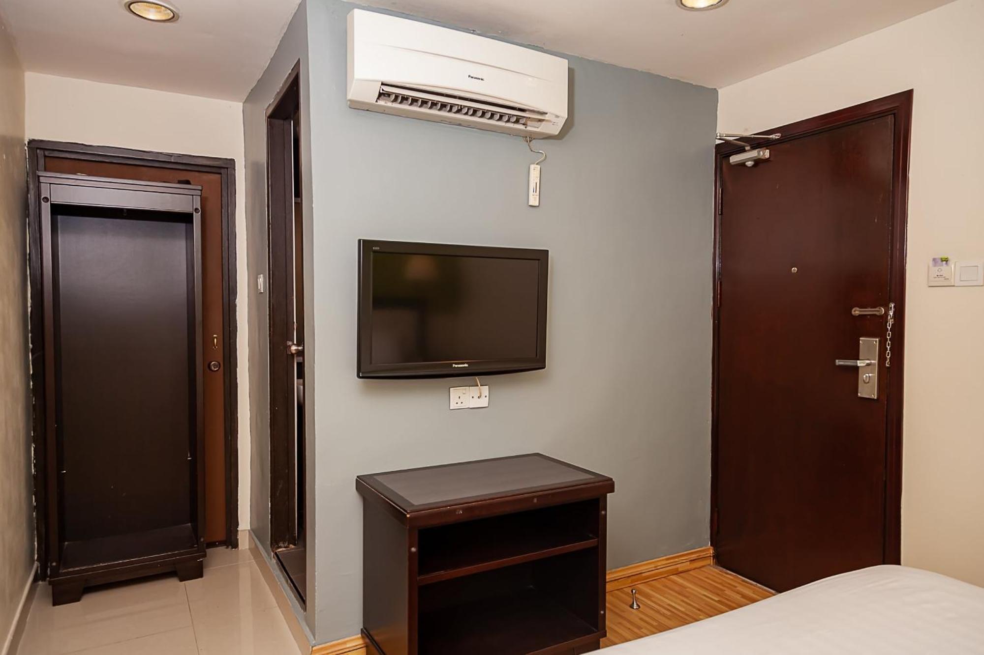 Super Oyo 90055 Mansion Inn Sibu Exterior photo