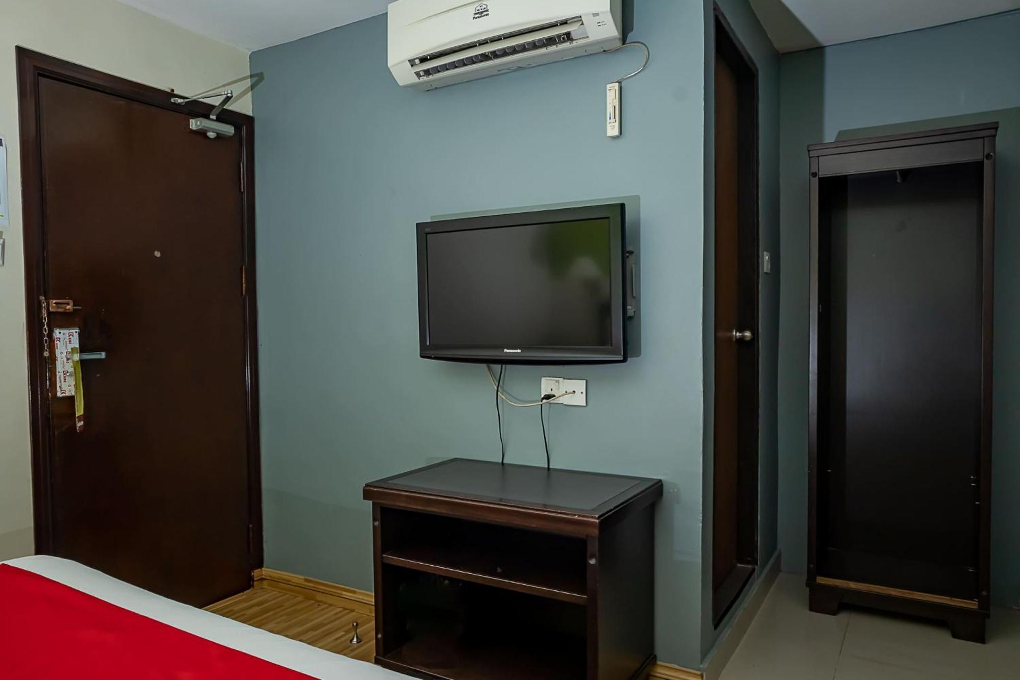Super Oyo 90055 Mansion Inn Sibu Exterior photo