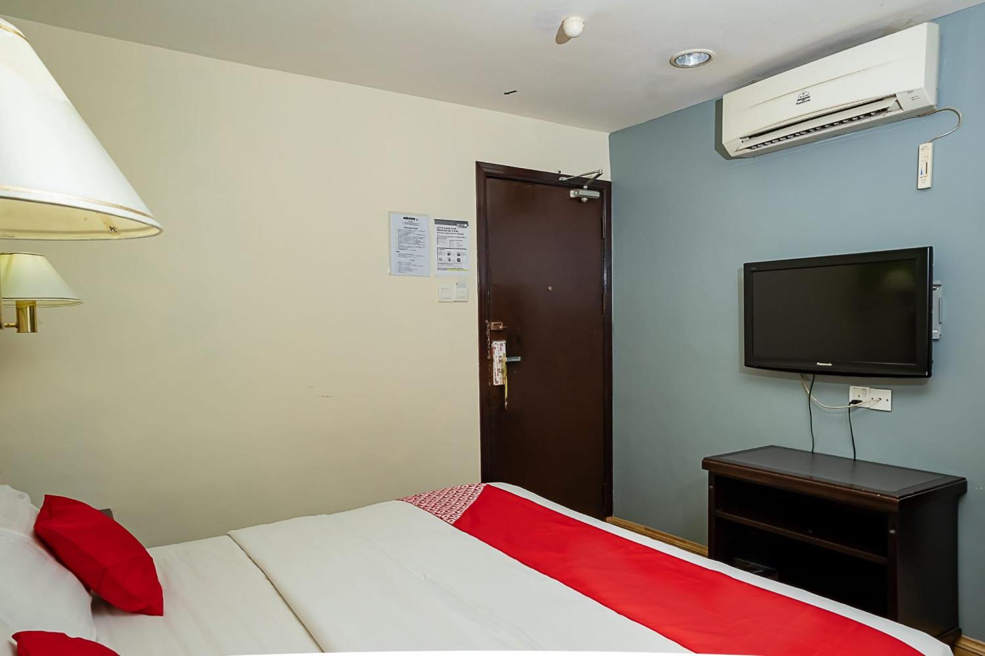 Super Oyo 90055 Mansion Inn Sibu Exterior photo