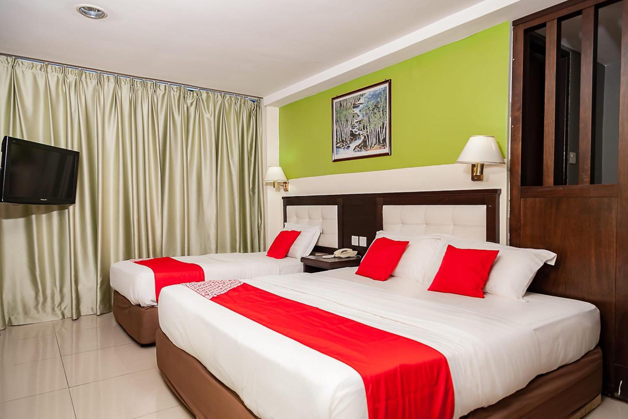Super Oyo 90055 Mansion Inn Sibu Exterior photo